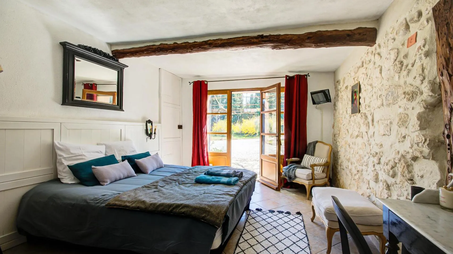 Mas D'Auseu Bed & Breakfast Cavaillon
