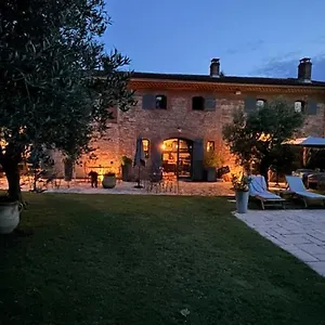 Le Clos De Mara Guest house Issus